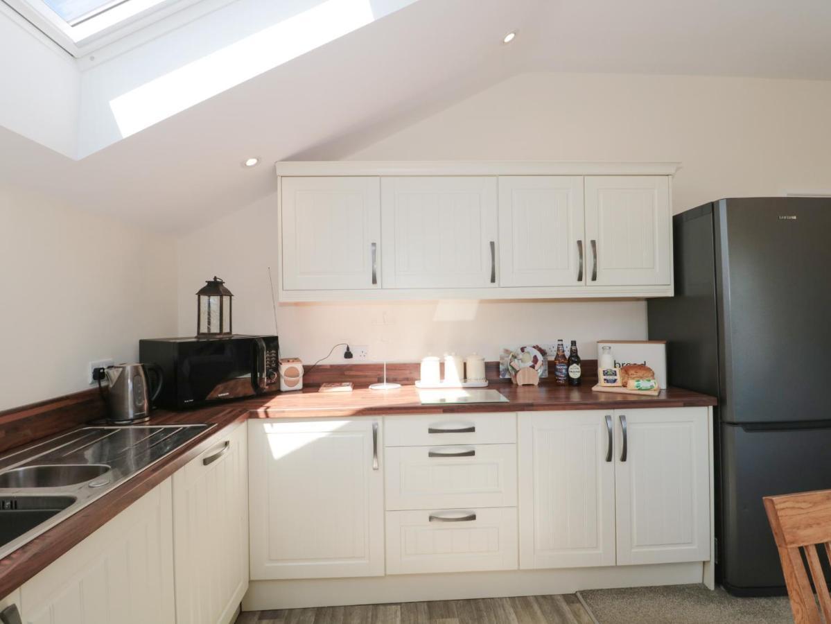 The Cider Shed Apartment Winscombe Exterior photo