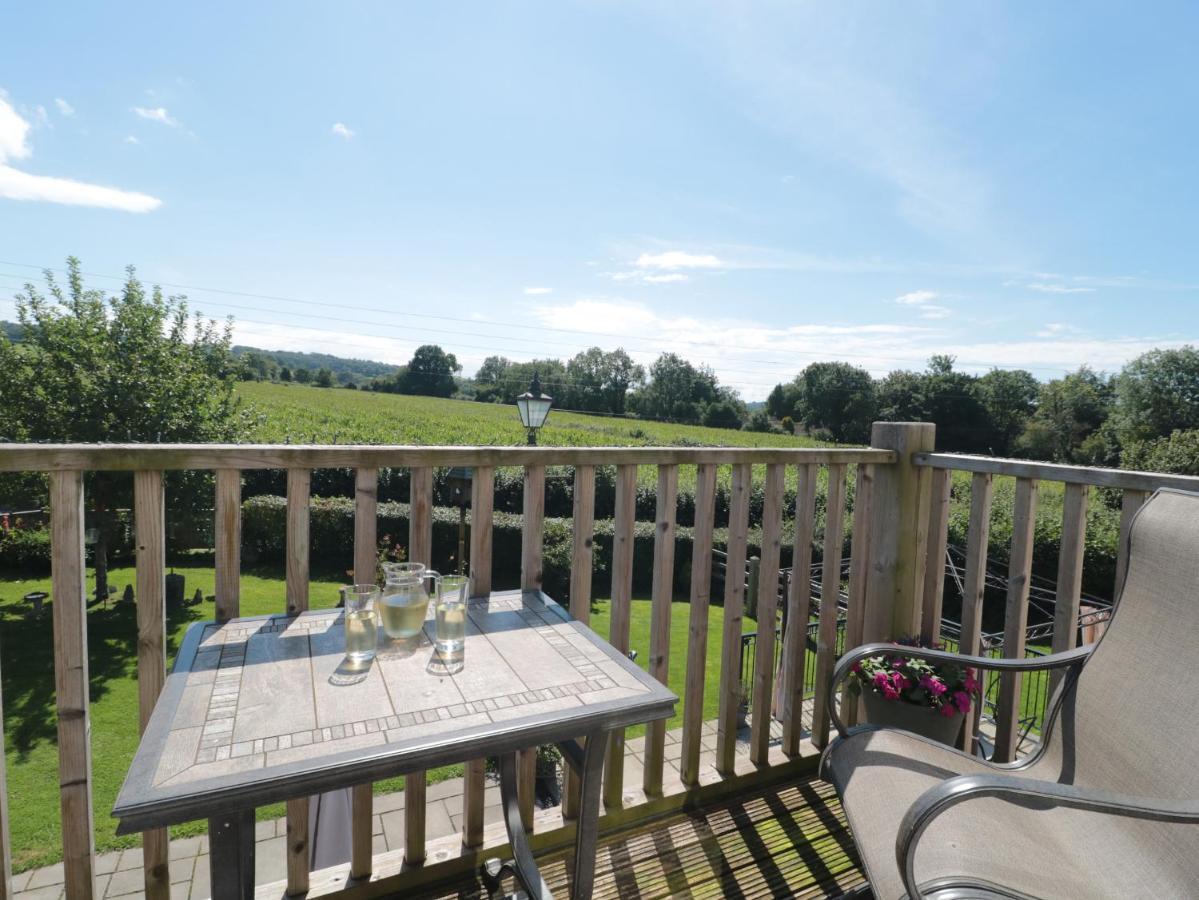 The Cider Shed Apartment Winscombe Exterior photo